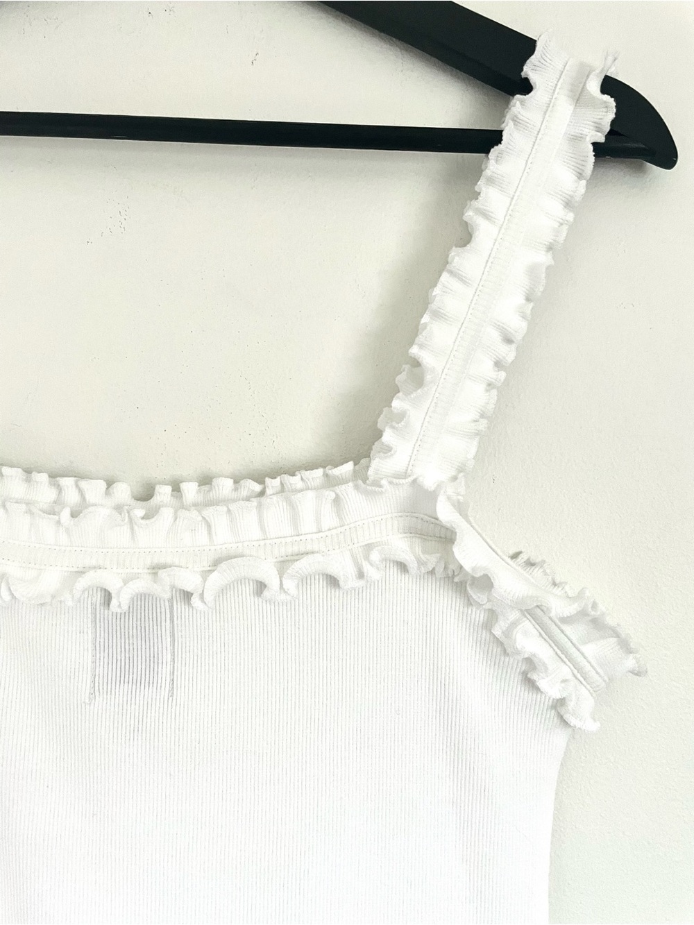 Anthropologie Maeve Dorrie Ruffled Cami in White M NWT Minimalist Capsule - Picture 9 of 11